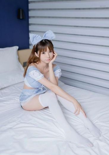 国产深夜在线观看网站_琪琪电影国产在线观看
